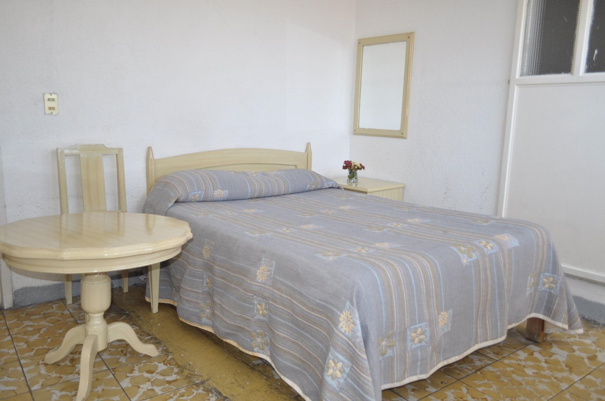 Hotel Viena Irapuato Zewnętrze zdjęcie