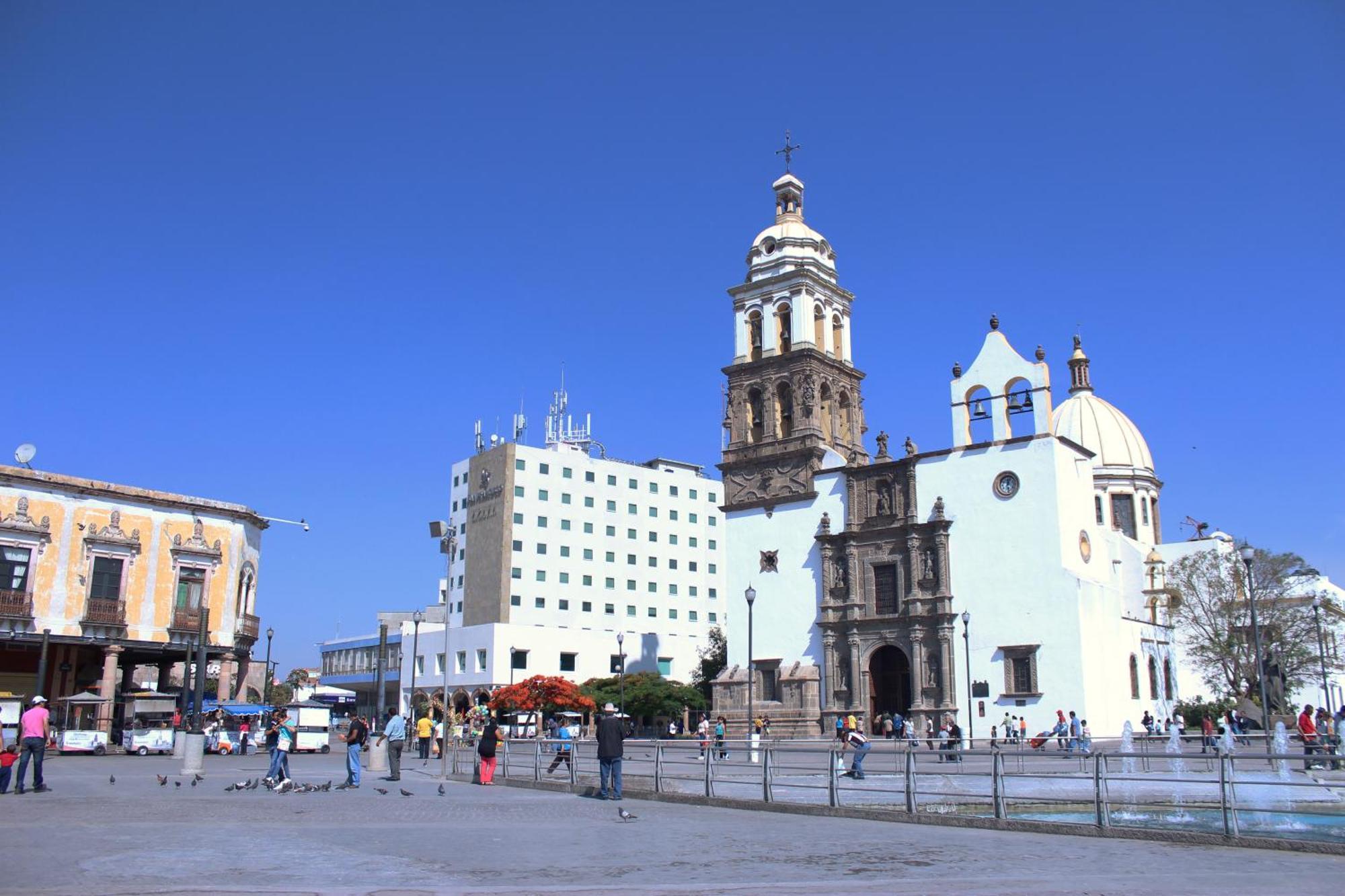 Hotel Viena Irapuato Zewnętrze zdjęcie