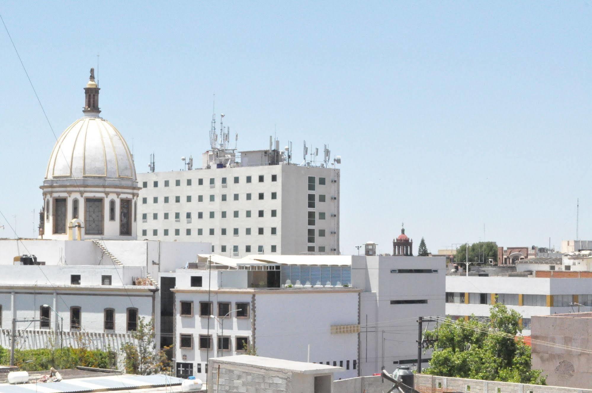 Hotel Viena Irapuato Zewnętrze zdjęcie